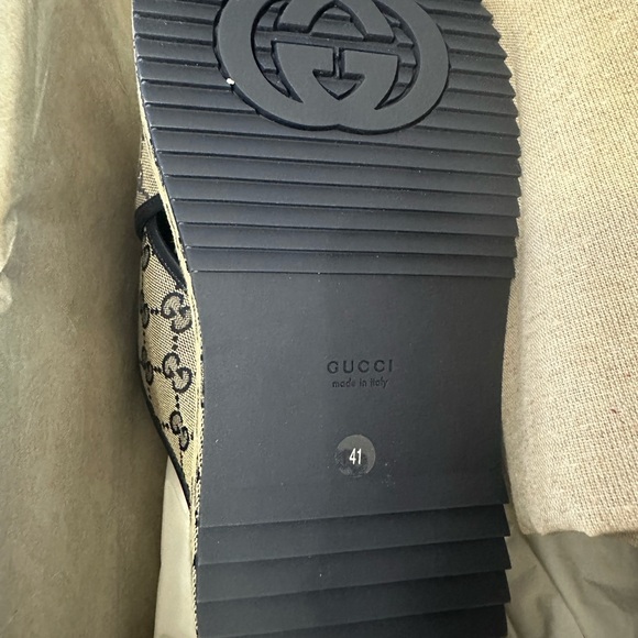 BNIB stylish gucci platform slides - Picture 10 of 10